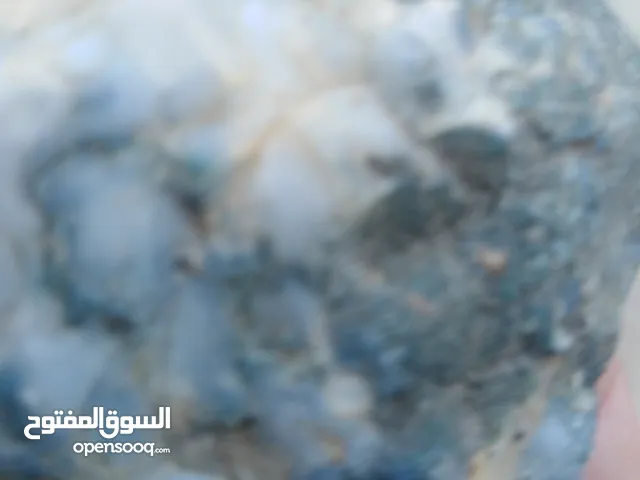احجار كريمه متنوعه