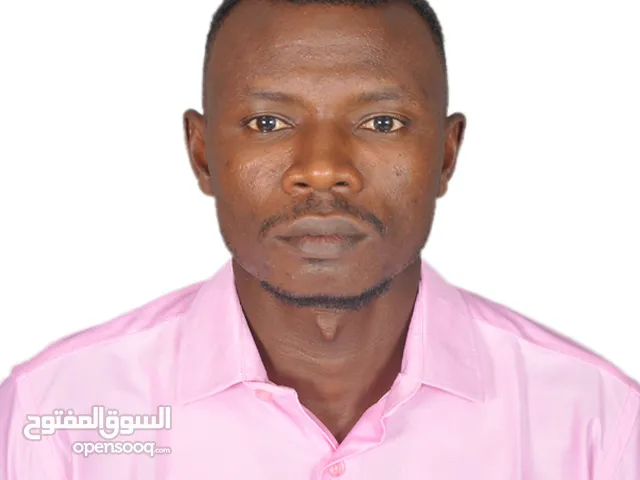 اشرف إبراهيم سليمان ادم
