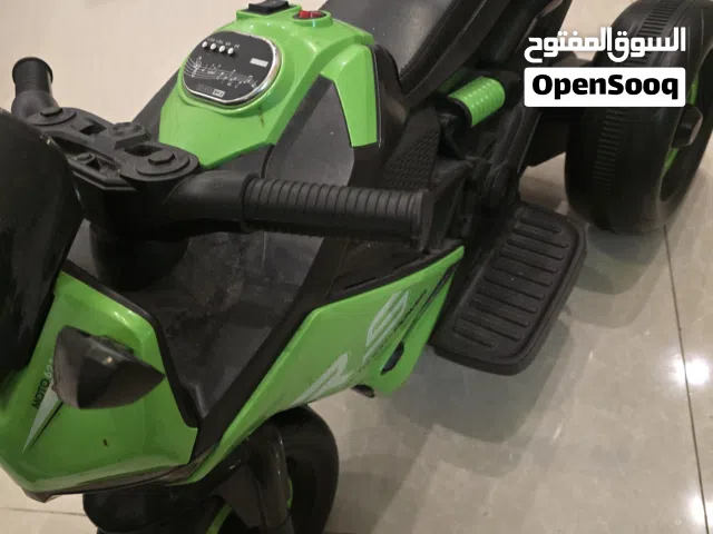 للبيع موتر سيكل للاطفال  العدد 2 مستعمل بحالة ممتازة  ملاحظة لا يتوفر كيبل الشاحن