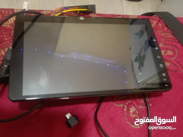 شاشة اندرويد مع جدلتها نظيفة