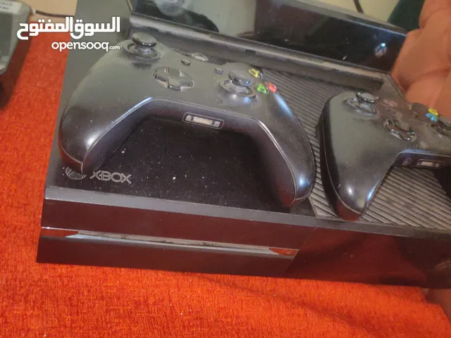 Xbox one مستعمل حالة ممتازة