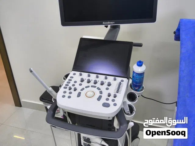 جهاز التراساوند سوناسكيب p15 ، يدعم 4d  بحال الوكالة للبيع