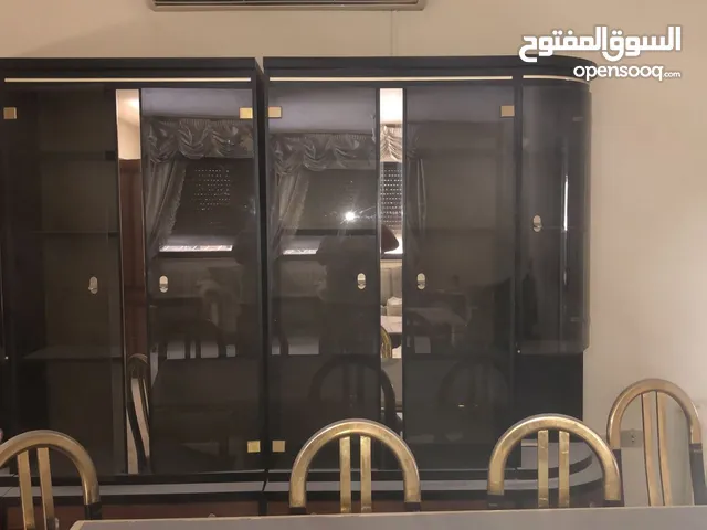 طاولة سفرة وبوفيه للبيع خشب تقيل