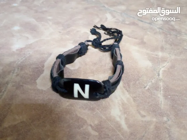 قلادة بحرف N جميلة وعصرية