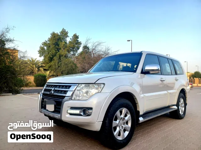 2019 Mitsubishi Pajero GLS