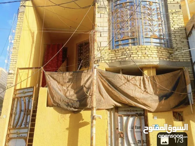 85 m2 More than 6 bedrooms Townhouse for Sale in Basra Hakemeia