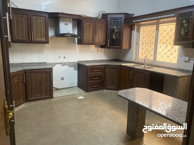 150 m2 4 Bedrooms Apartments for Rent in Amman Al Bayader