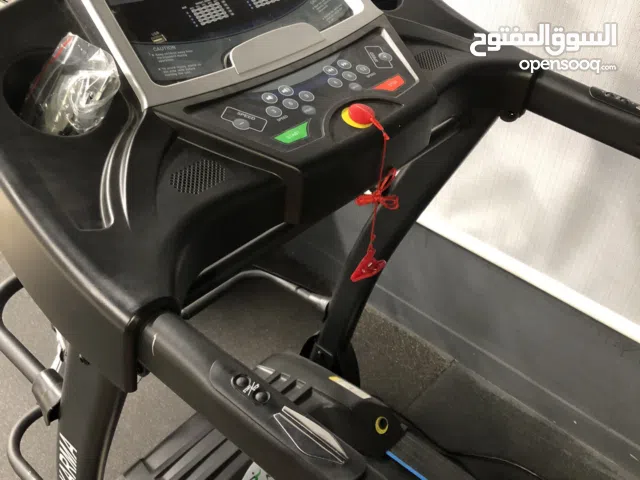 4hp ac motorized treadmill like new one with 8 months warranty