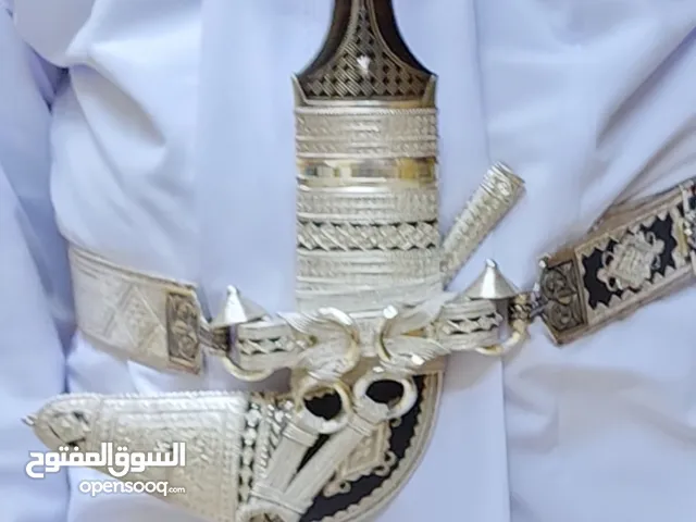 للبيع خنجر عماني تفصيل خاص VIP