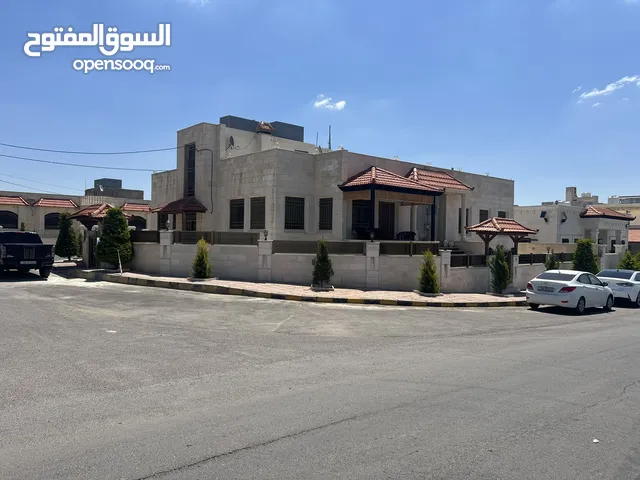 600m2 4 Bedrooms Townhouse for Sale in Amman Al-Jweideh