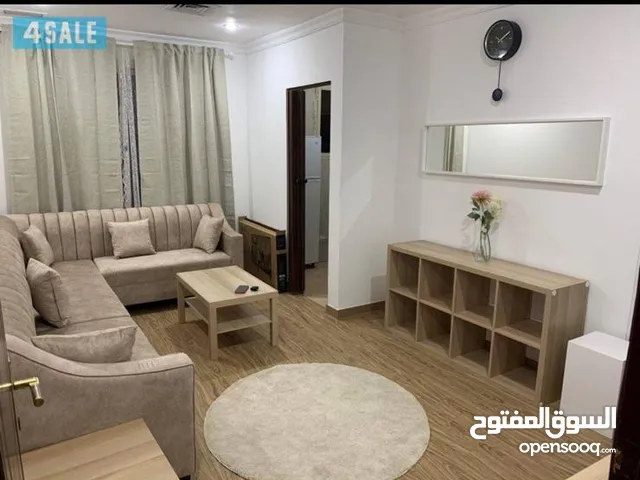 شقة غرفه وصاله مفروشه بالمهبوله