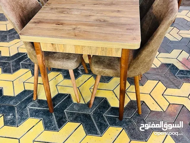 ميز طعام ارجل خشب 4 كرسي 175 الف 6 كرسي 200 الف