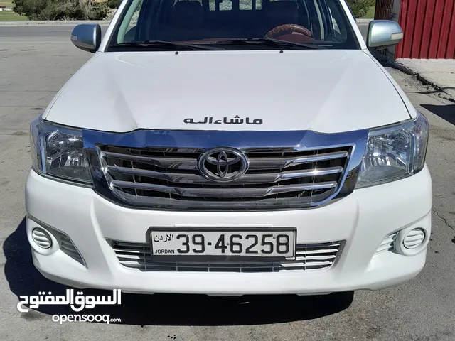 Used Toyota Hilux in Al Karak