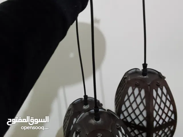 ثرية مطبخ لون بني غامق بحالة جيدة جدا