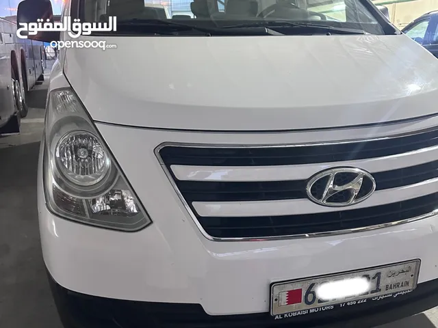 Hyundai H1 Standard in Manama