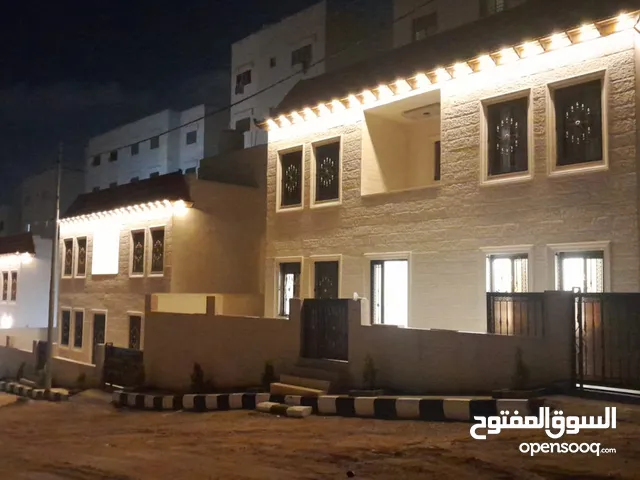 فيلا سوبر ديلوكس فاخرة للبيع