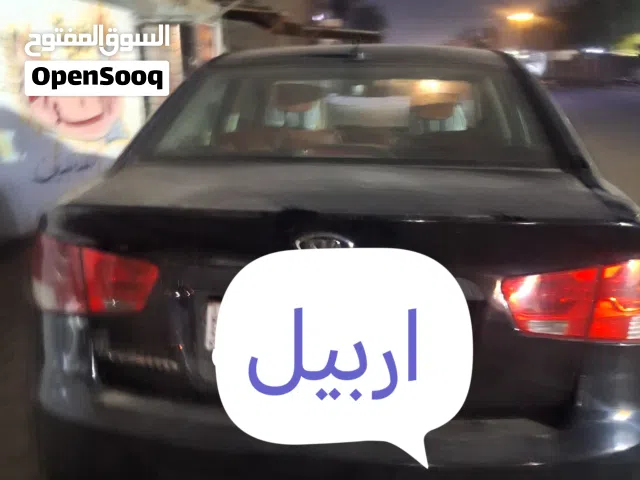 2012 كيا سيراتو Standard