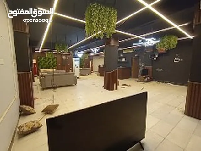 بناية أربع طوابق للايجار في الجنينة للشركات و المكاتب الرسمية و المطاعم و البنوك و المؤسسات التجارية