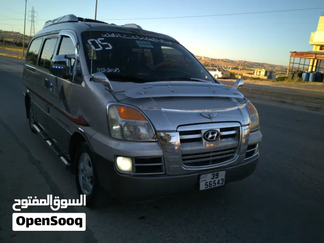 2005 هيونداي H1 GL