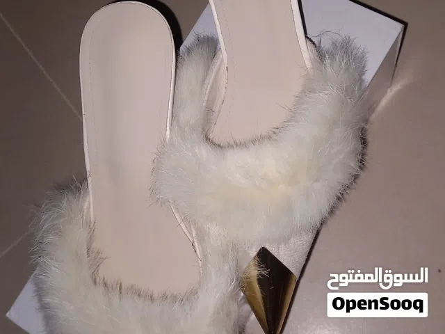 احذيه كعب عالي