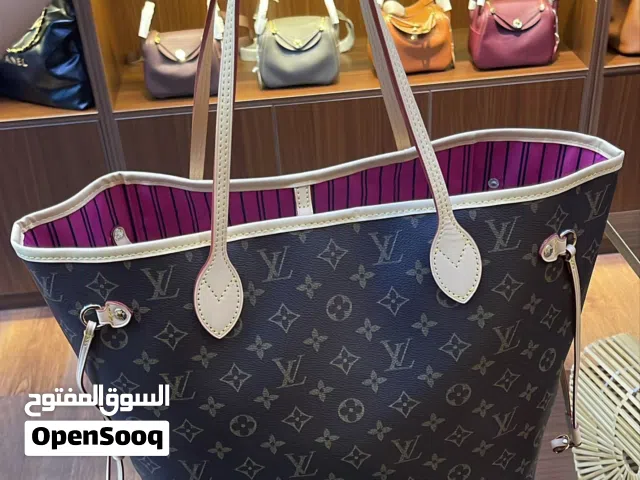 Master copy have different color with box  new  good quality if u like can contact me