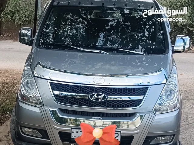 باص حديث VIP للرحلات والطلبات الخارجيه والمطار ومطار العقبه خدمه 24 ساعه