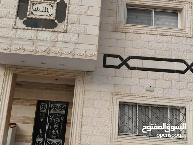 200 m2 3 Bedrooms Townhouse for Sale in Ramtha Al Hai Al Gharbi