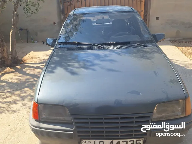 أوبل كاديت ماتور 1600cc بخاخ