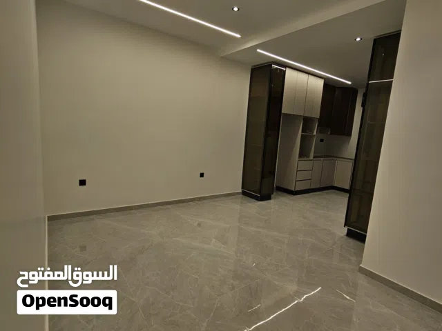 شقة للبيع الهواري/ شارع الوادي / قرب حي الروضة داخل كمباوند