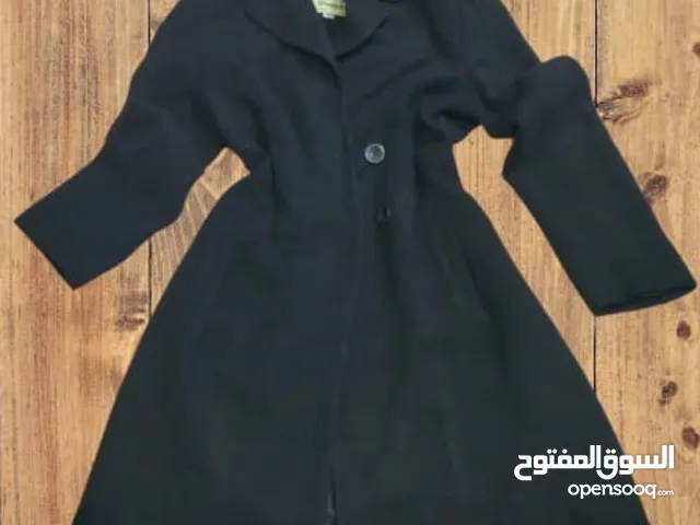 2 كوت جوخ تقيل طول للركبه او بعدها فيراني واسود