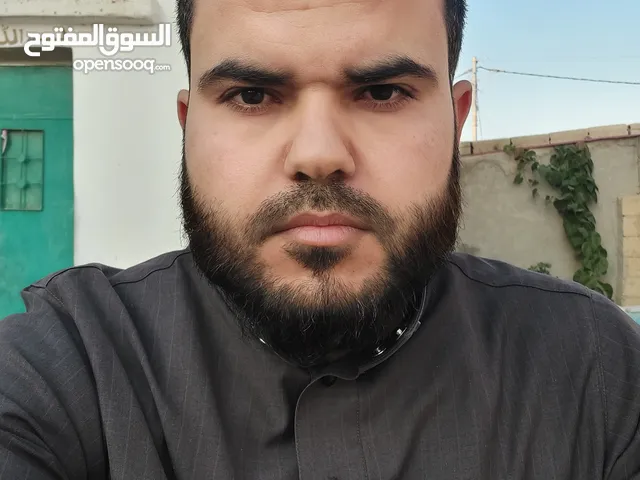 يحيى العكول