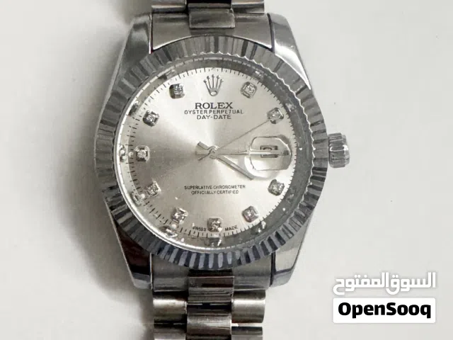 ساعه للبيع بحاله ممتازة قابل تفاوض و تبادل