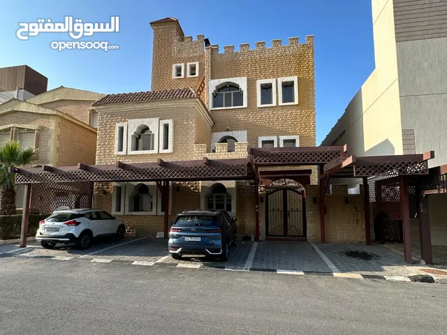 1200 m2 More than 6 bedrooms Villa for Rent in Mubarak Al-Kabeer Mubarak Al-Kabeer