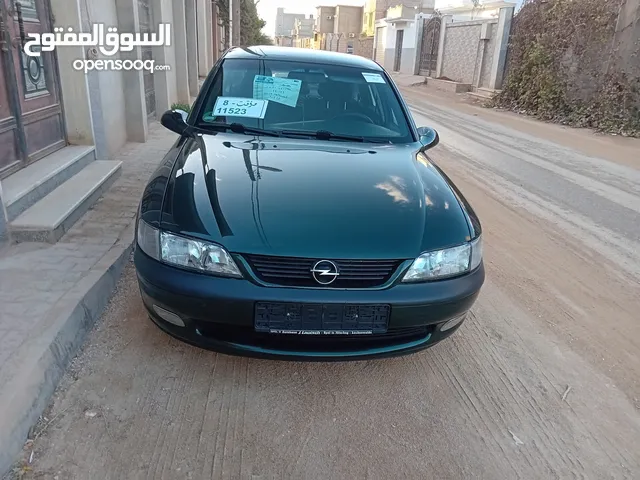 Used Opel Vectra in Benghazi