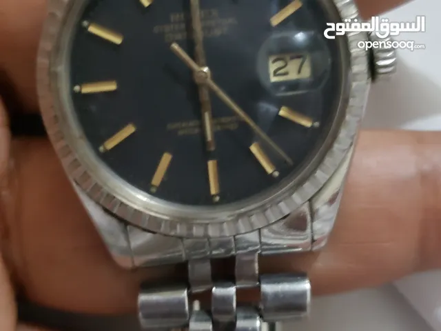 نشتري الساعات