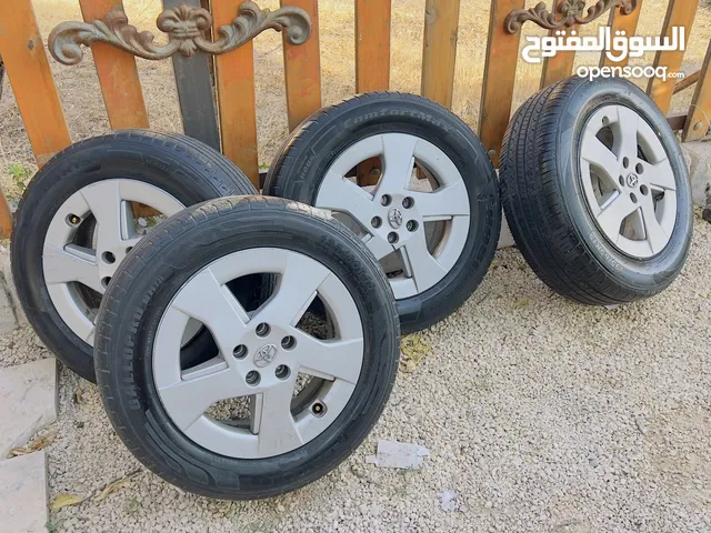 تويوتا بريوس