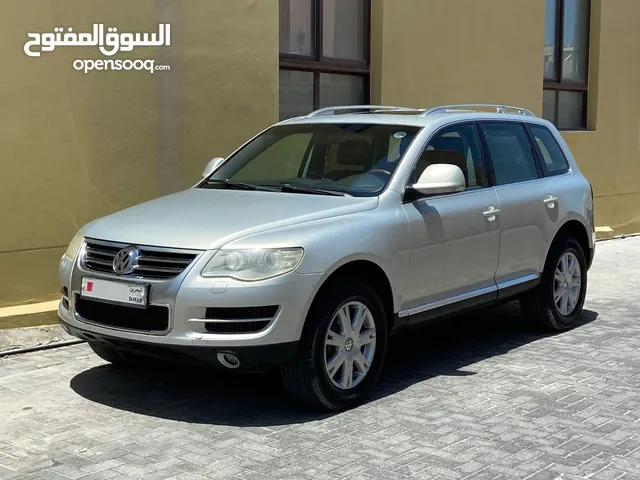 Volkswagen Touareg 2009 in Southern Governorate