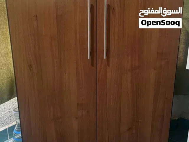 طاولة اخذية