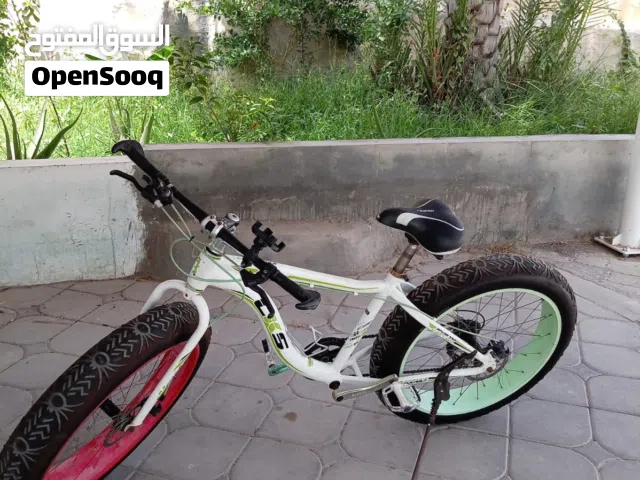 دراجه هوائيه بحاله ممتازه جدا للطرق الوعره