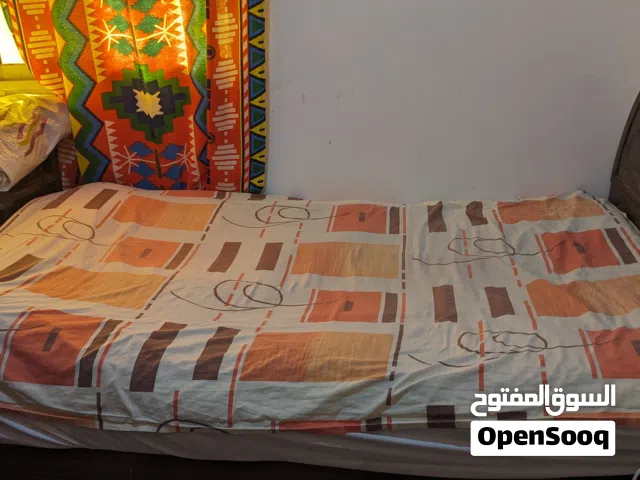 1.5 Satin Sheet ملاءة ستان مقاس 1.5