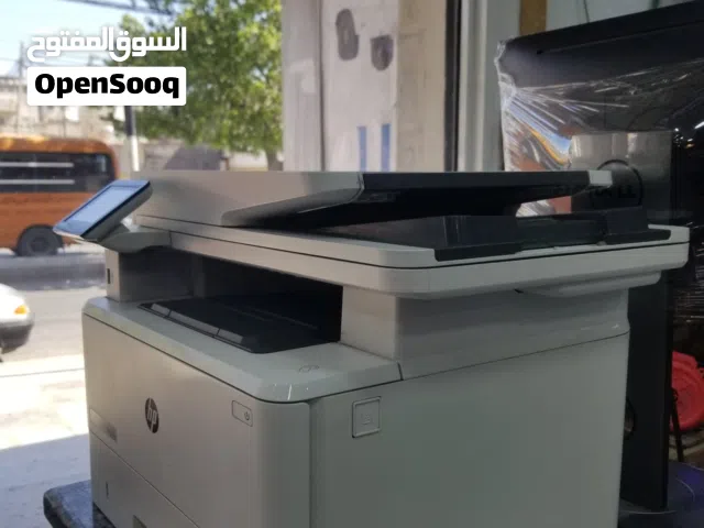 طابعة hp طابعة ليزر متعددة الوظائف من نوع HP LaserJet Pro MFP M426fdw. وهي طابعة متطورة مخصصة للأعم