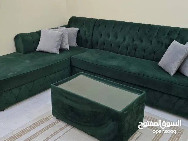 كنب في حالة ممتازة جدا