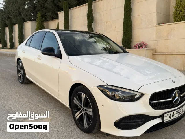 2022 مرسيدس بنز الفئة-C C 200