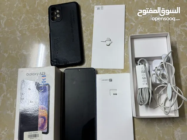 جهاز للبدل على طيور التفاصيل في الوصف