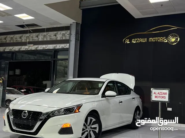 Used Nissan Altima in Ajman