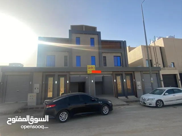 250 m2 3 Bedrooms Townhouse for Sale in Al Riyadh Ash Shafa