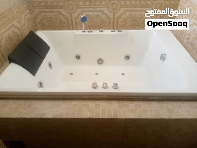 نفض حمامات كامل وبيع وتركيب وصيانة جميع انواع الجاكوزي والشوربوكس مع توفر لوحات التحكم والماتورات
