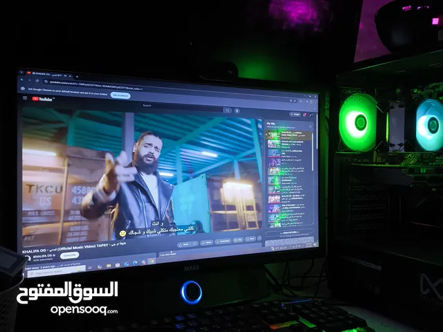 تجميعه مع ميز وماوس وكيبورد