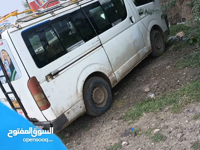 Used Toyota Hiace in Taiz