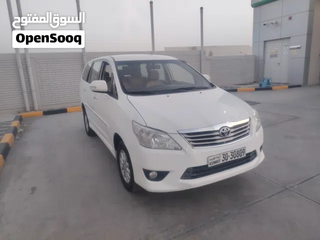 2014 تويوتا انوفا G